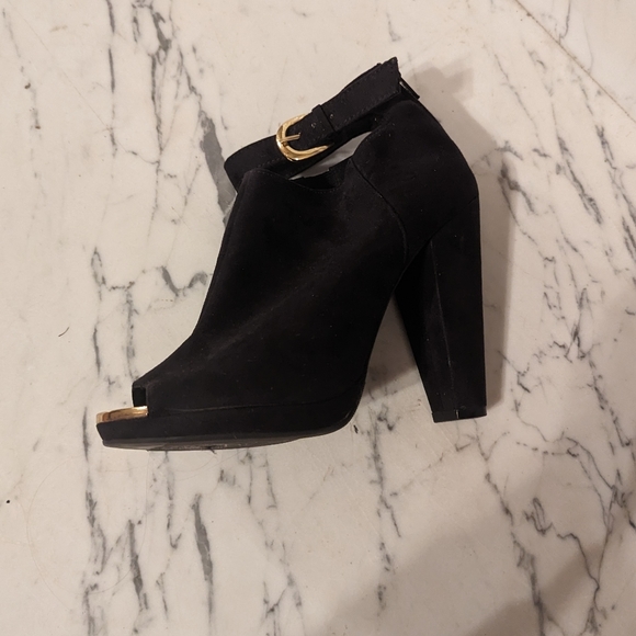 H&M Black Ankle Peep Toe Heels - Picture 5 of 5